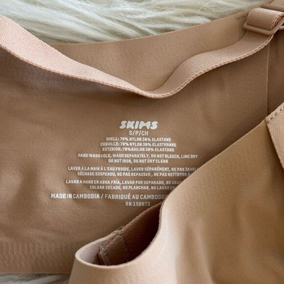 Skims Naked Scoop Bra Clay Size Small - Picture 7 of 9